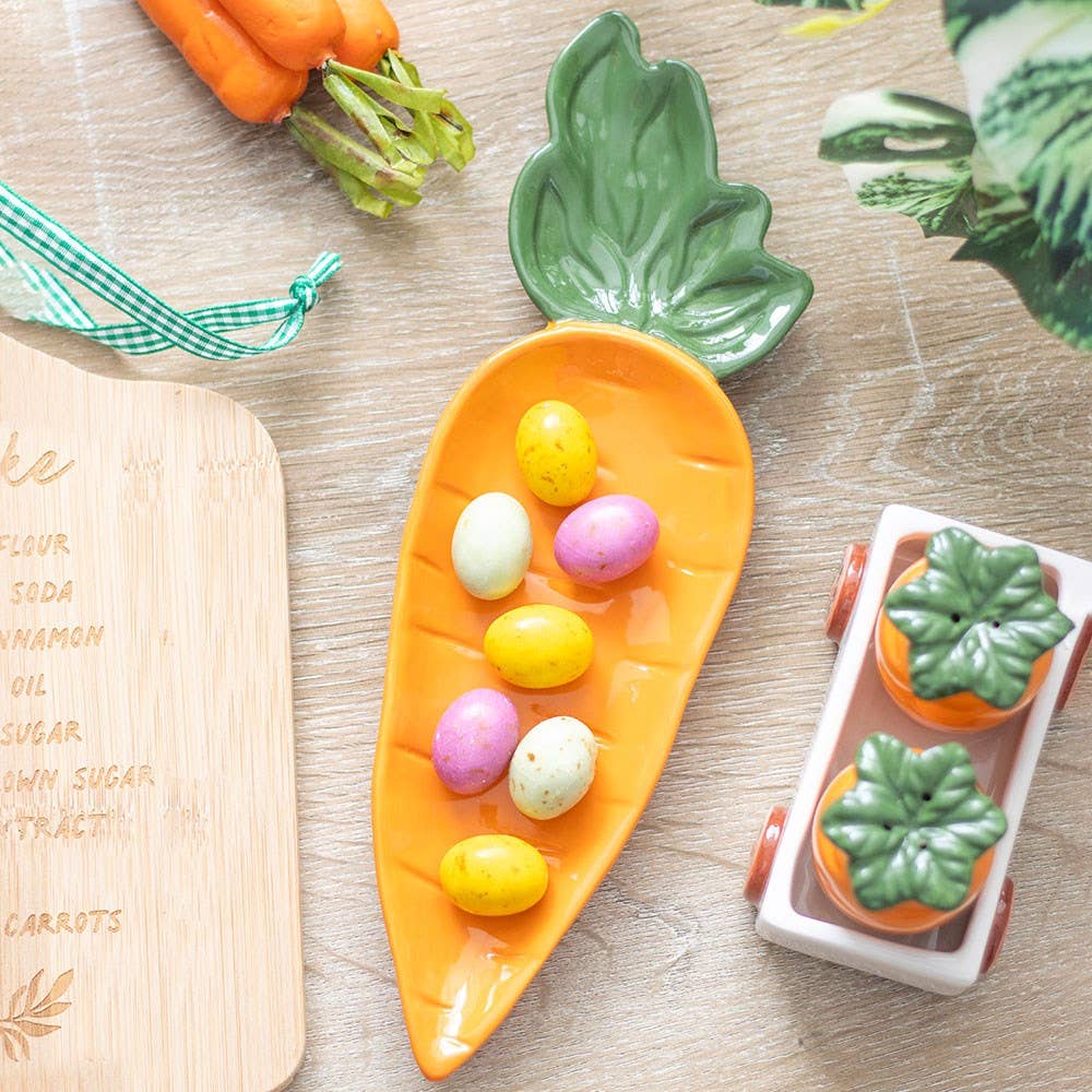 Easter Carrot Shaped Serving Dish
