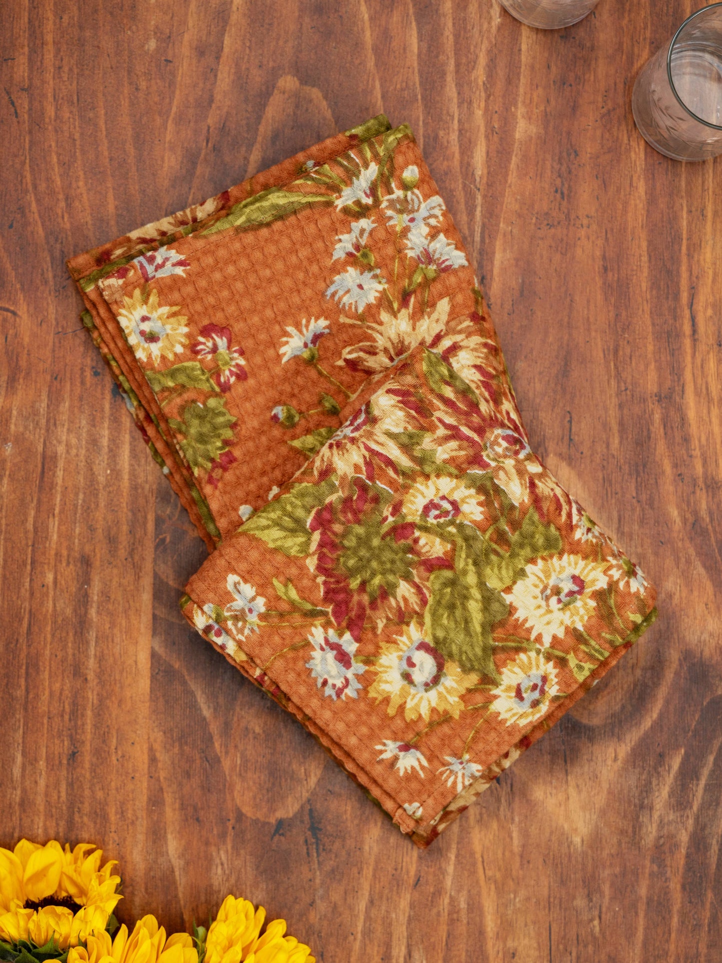 Marguerite Tea Towel Rust