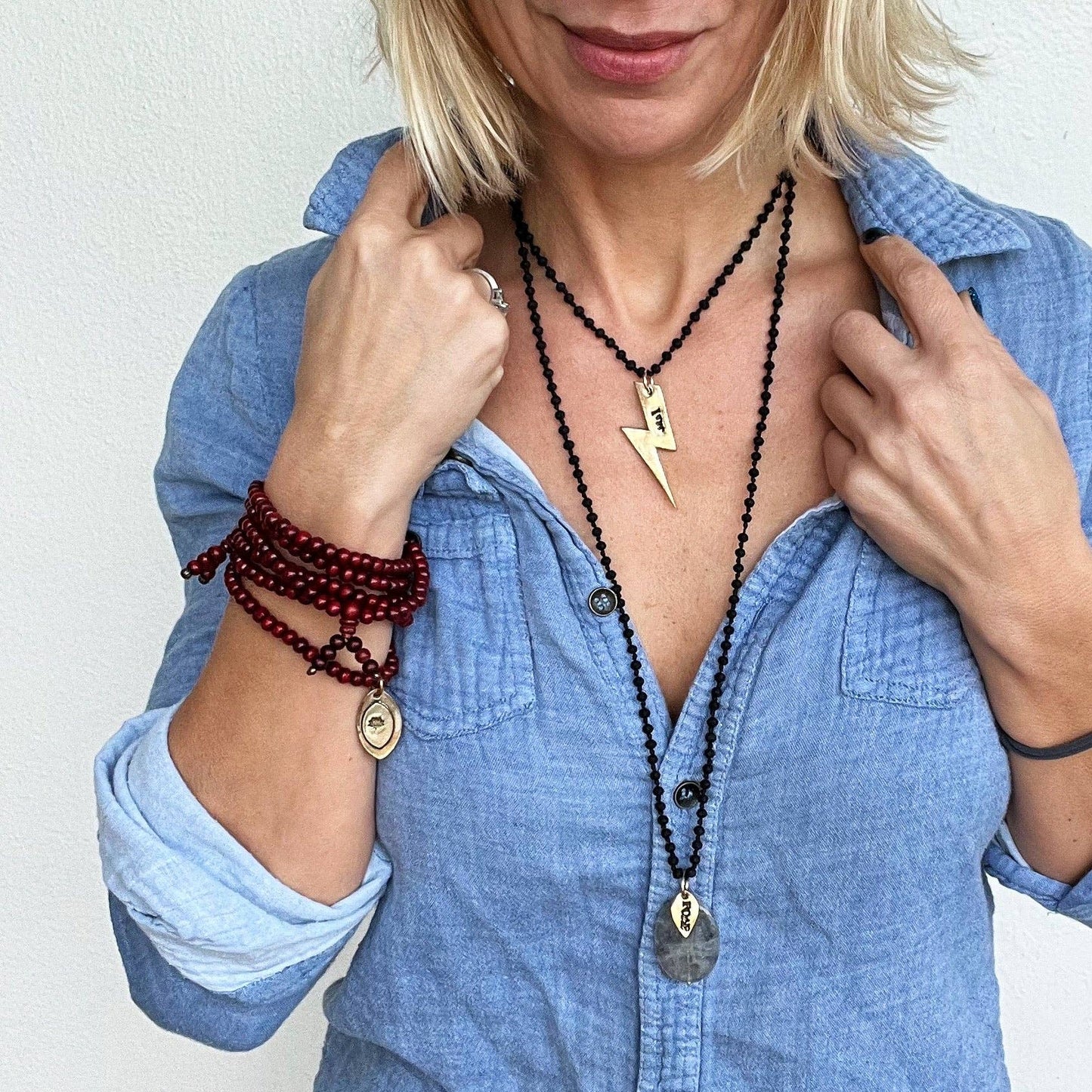 LIGHTNING BOLT | DESIGN YOUR OWN | Original Necklace: Gold Finish / beige / crystal quartz