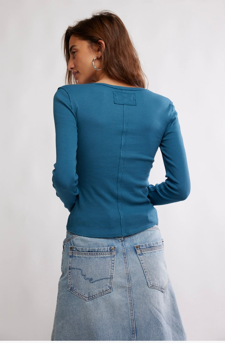 Neria Long Sleeve