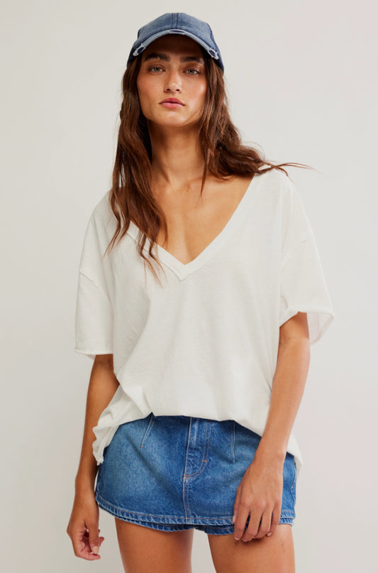 Nina Tee V