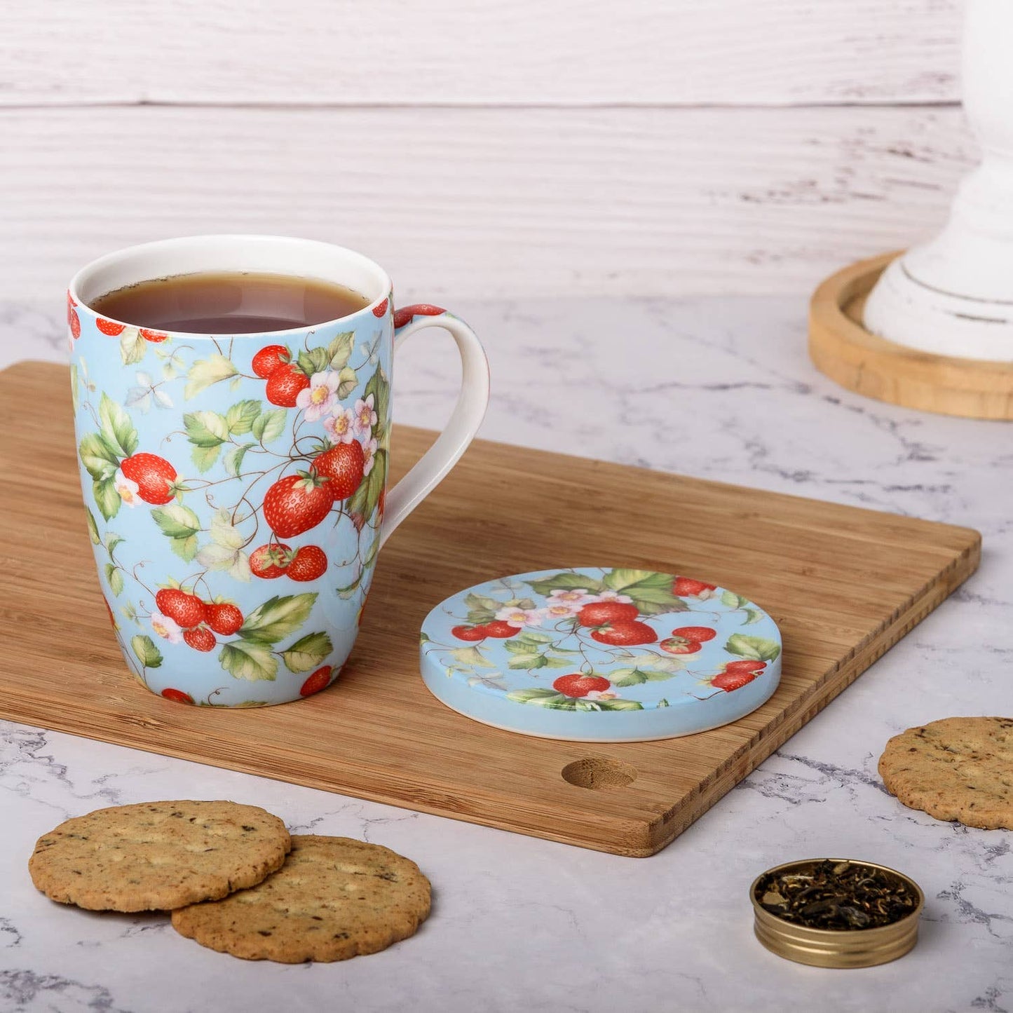 'Strawberries Forever' Tea Mug w/ Infuser & Lid