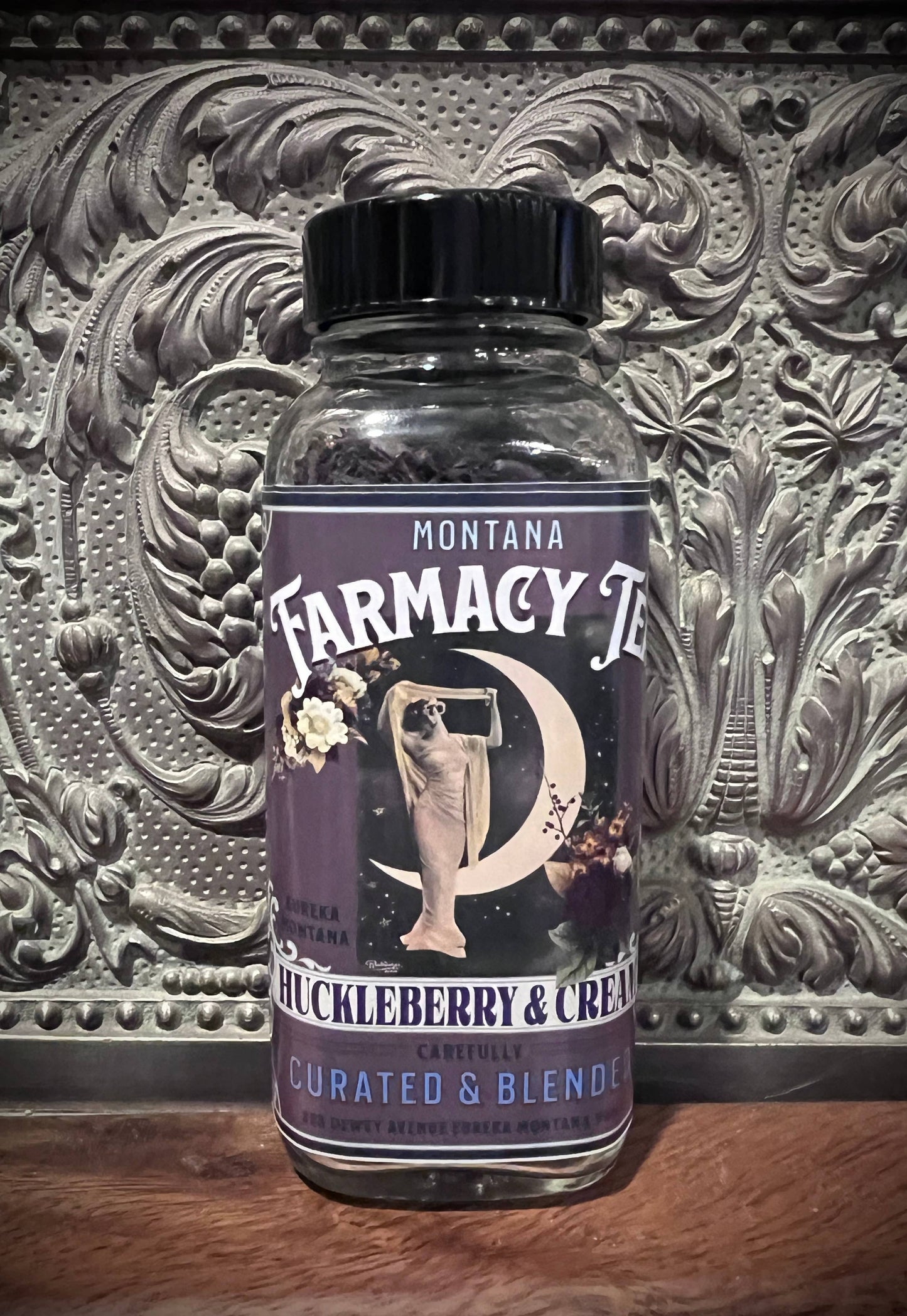 Vintage Moon Huckleberry and Cream Tea Mountain Huckleberry