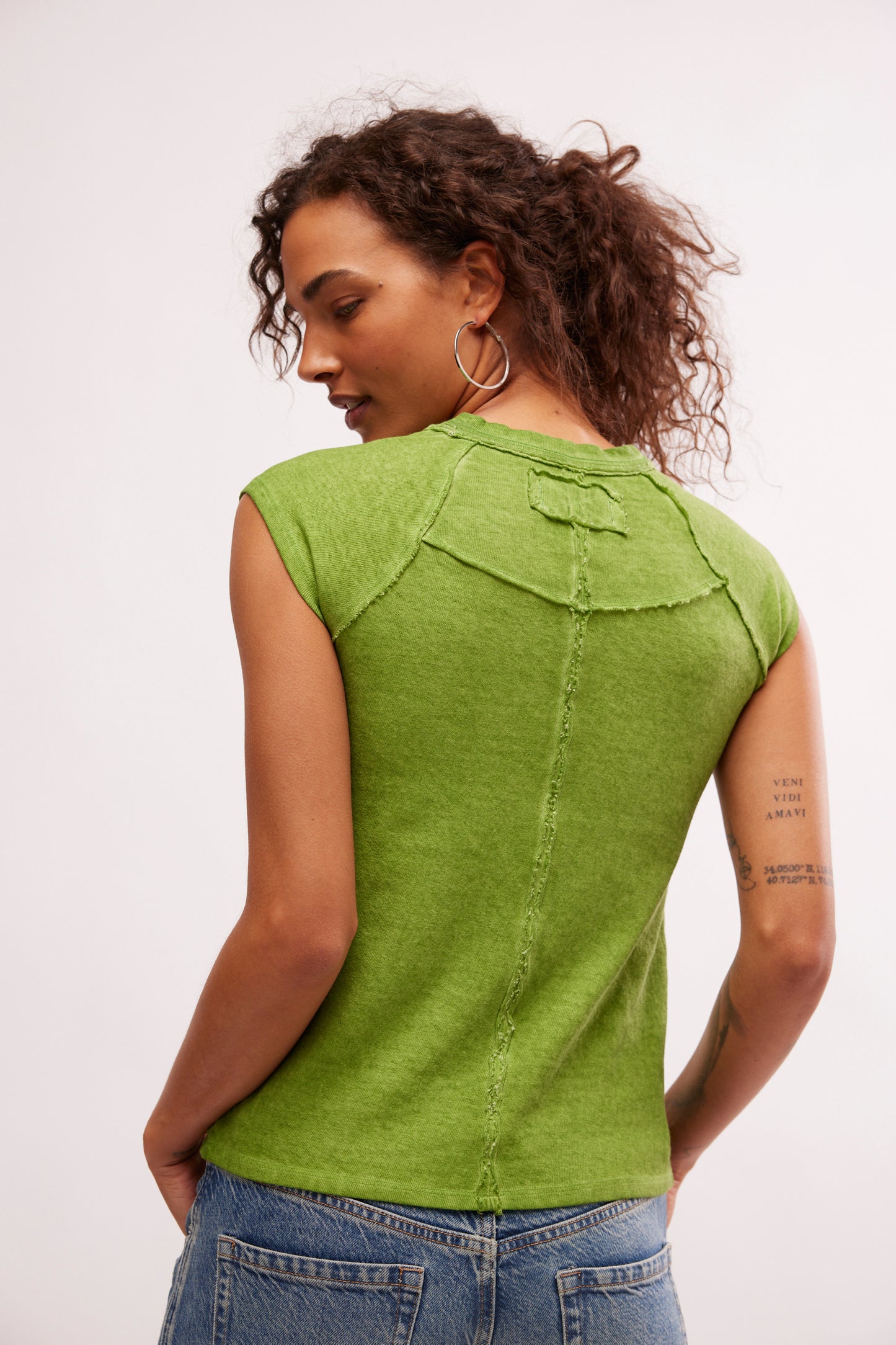 Riley Tee