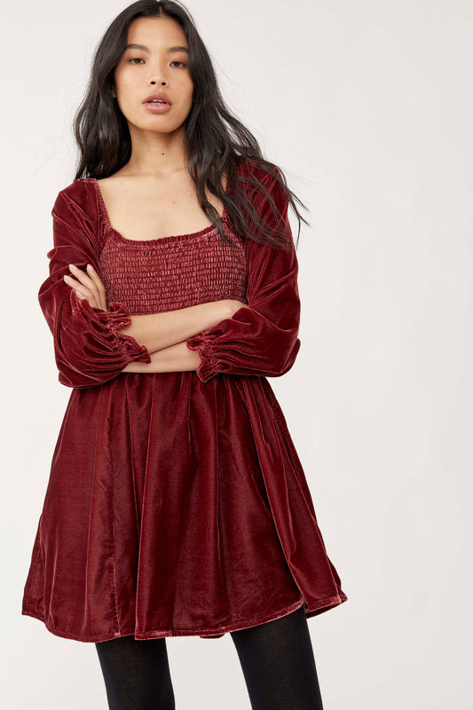 Daphne Velvet Sleeve mini