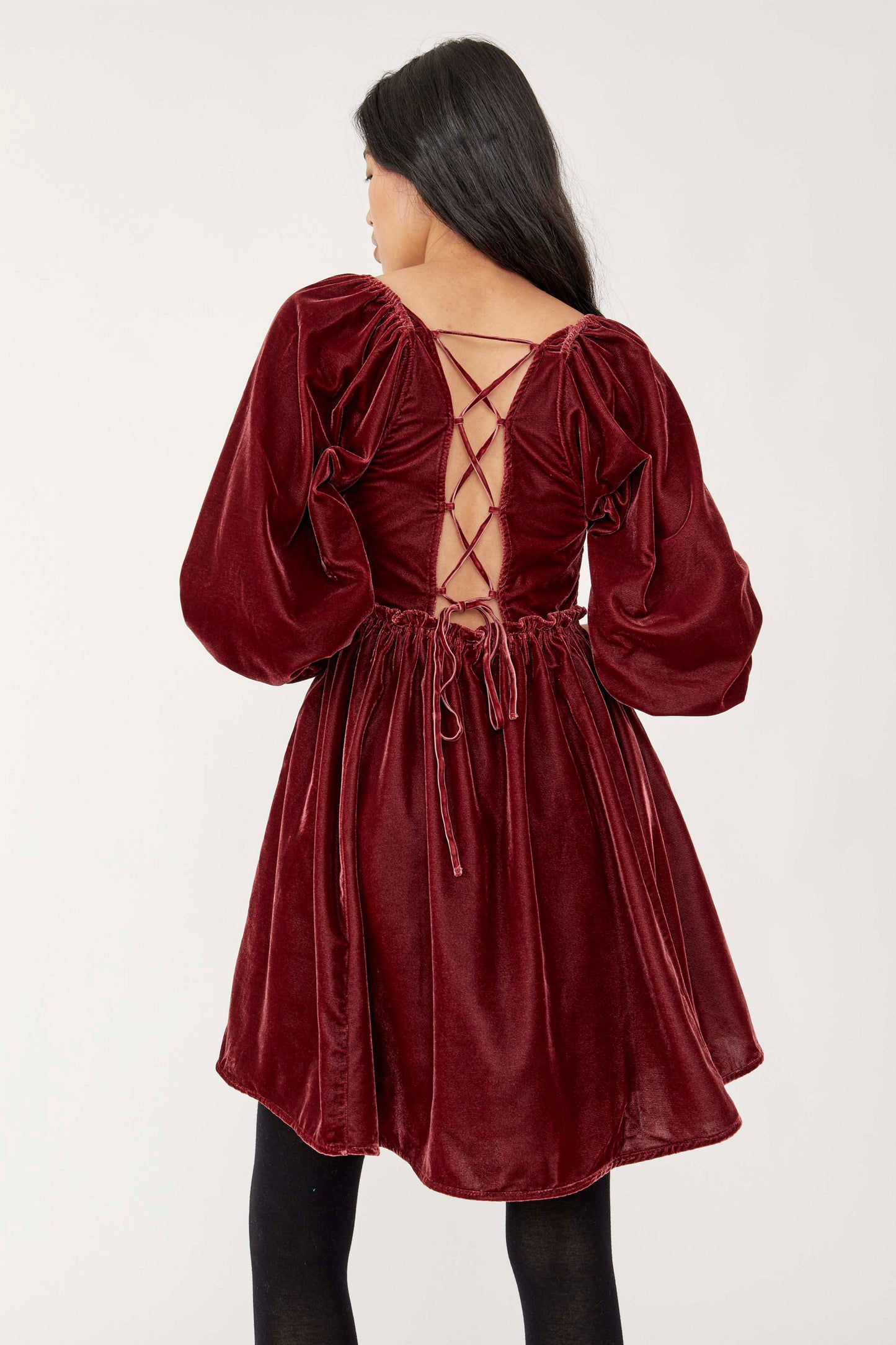 Daphne Velvet Sleeve mini