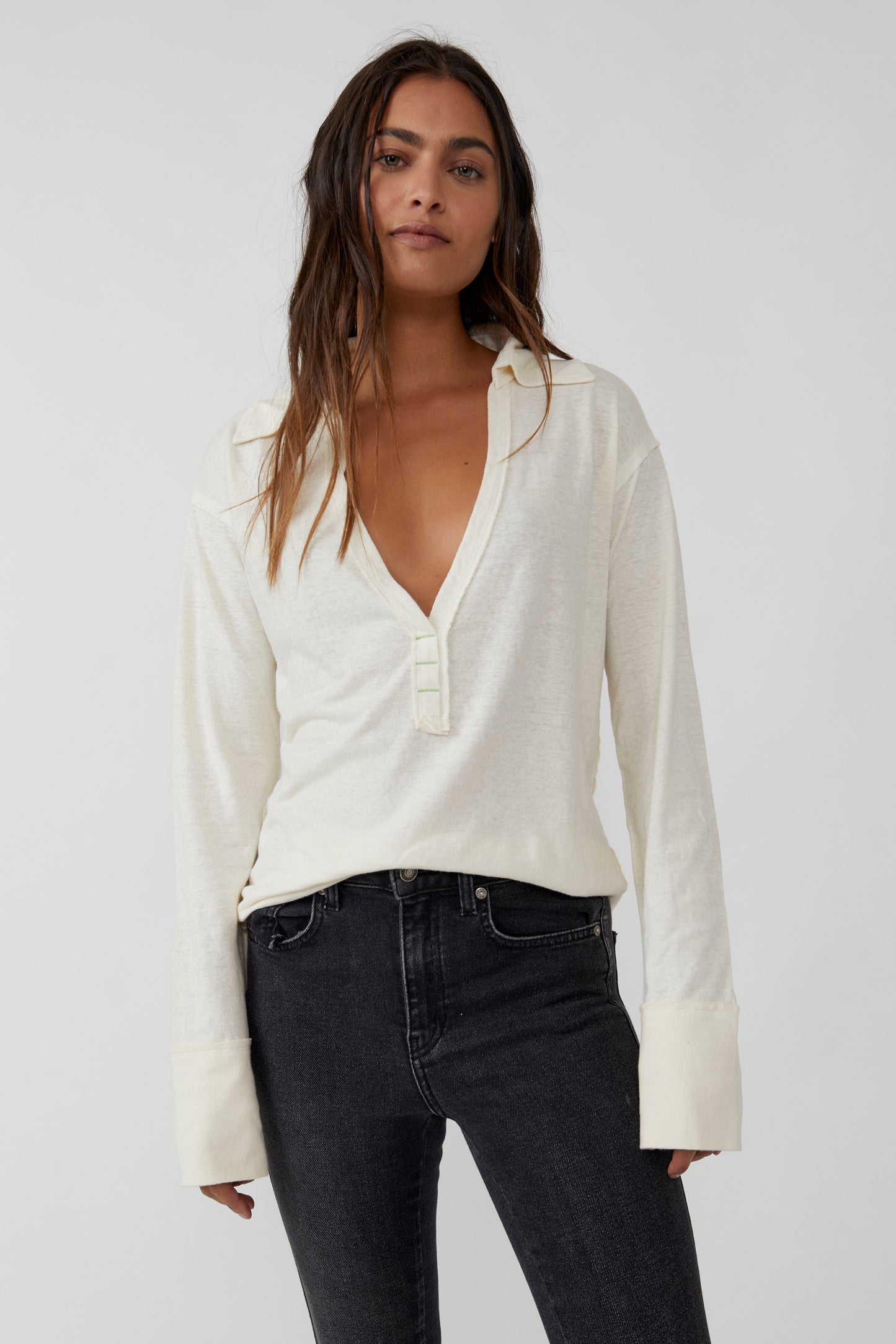 Raina Johny Collar