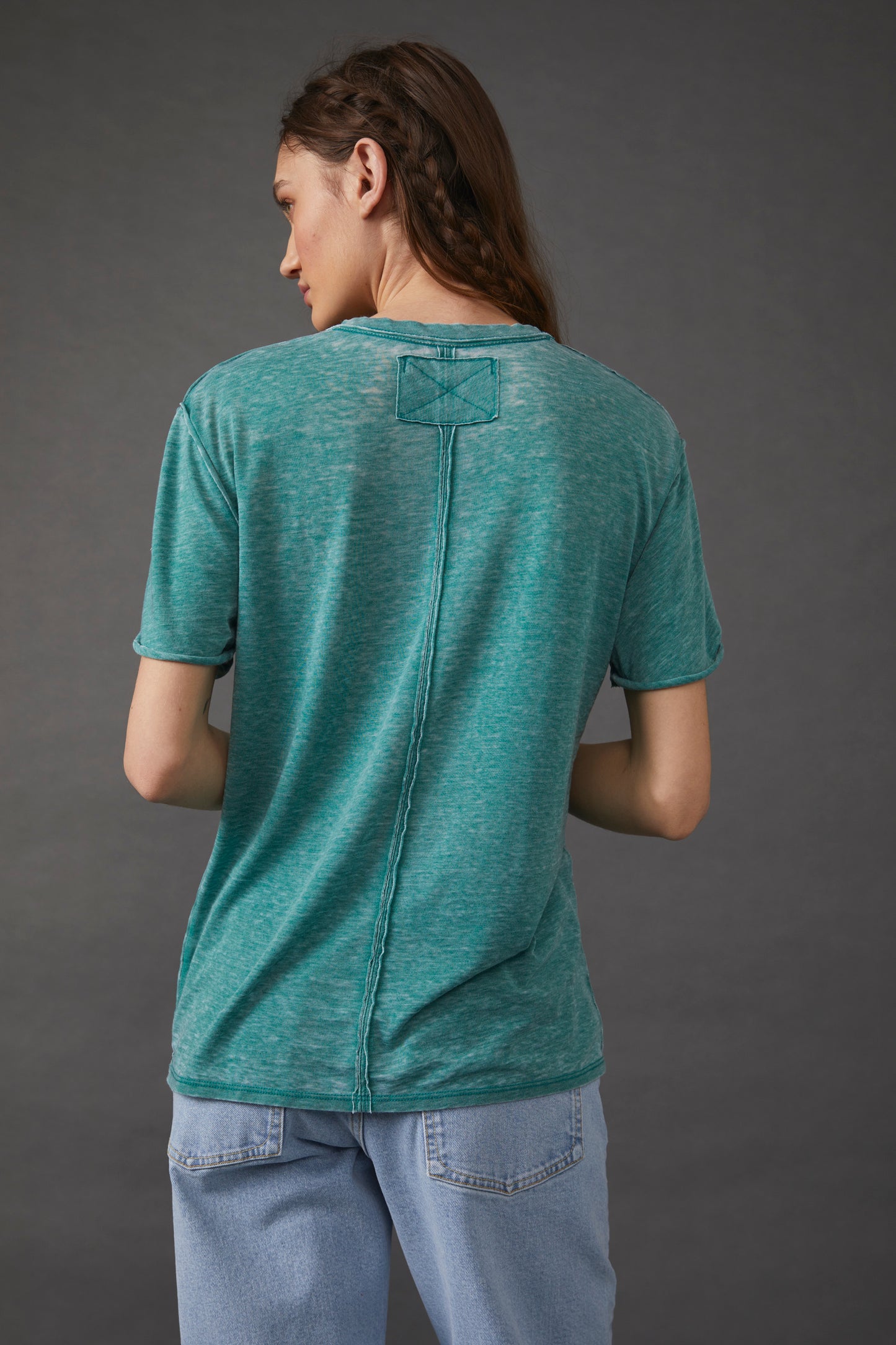 Vella Tee