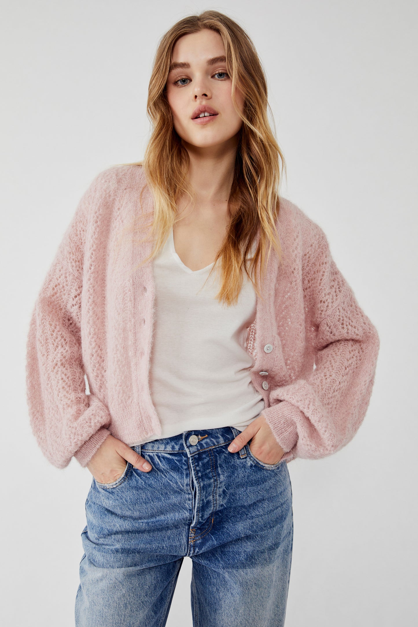 Ameila Cardi