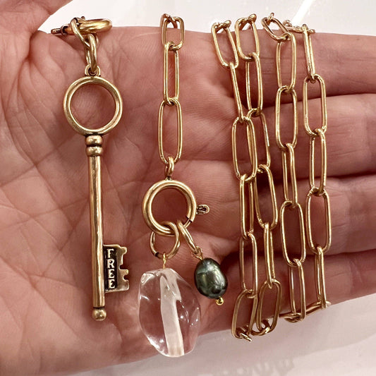 I AM FREE | KEY | Versa Chain: Gold