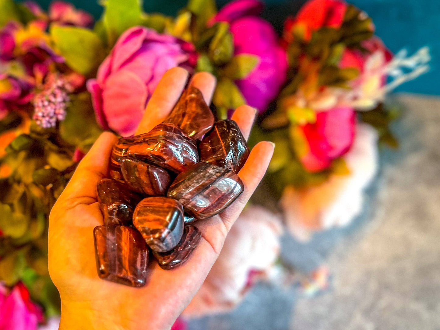 Tigers Eye TUMBLED Stone