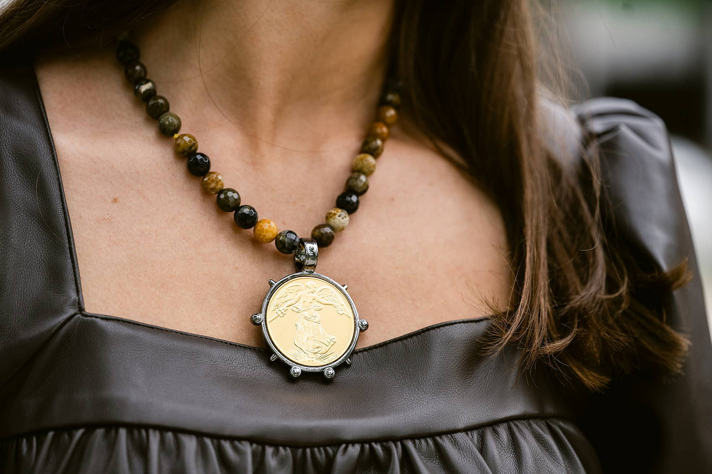 Artifact Necklace: Victory Medal