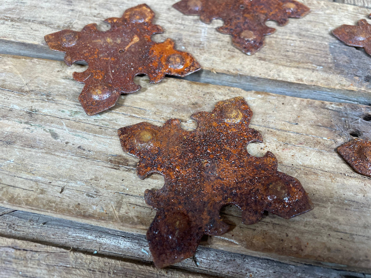 Great Buy-ER-Rustic Iron Medallions- 3 inches-Iron Hardware