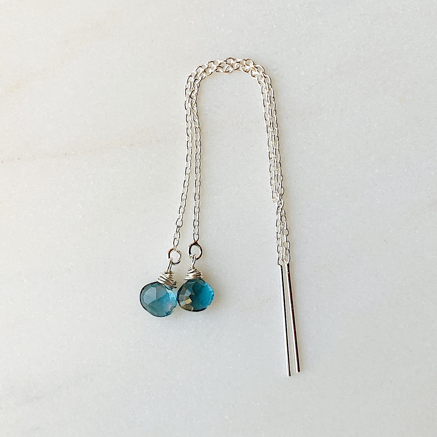 Whisper threaded earrings: Moonstone / Sterling silver