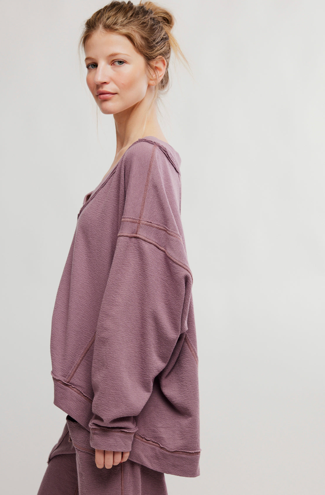 Staycation Pullover
