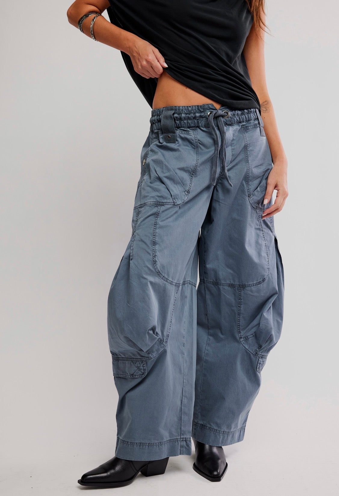 Onset Parachute Pant