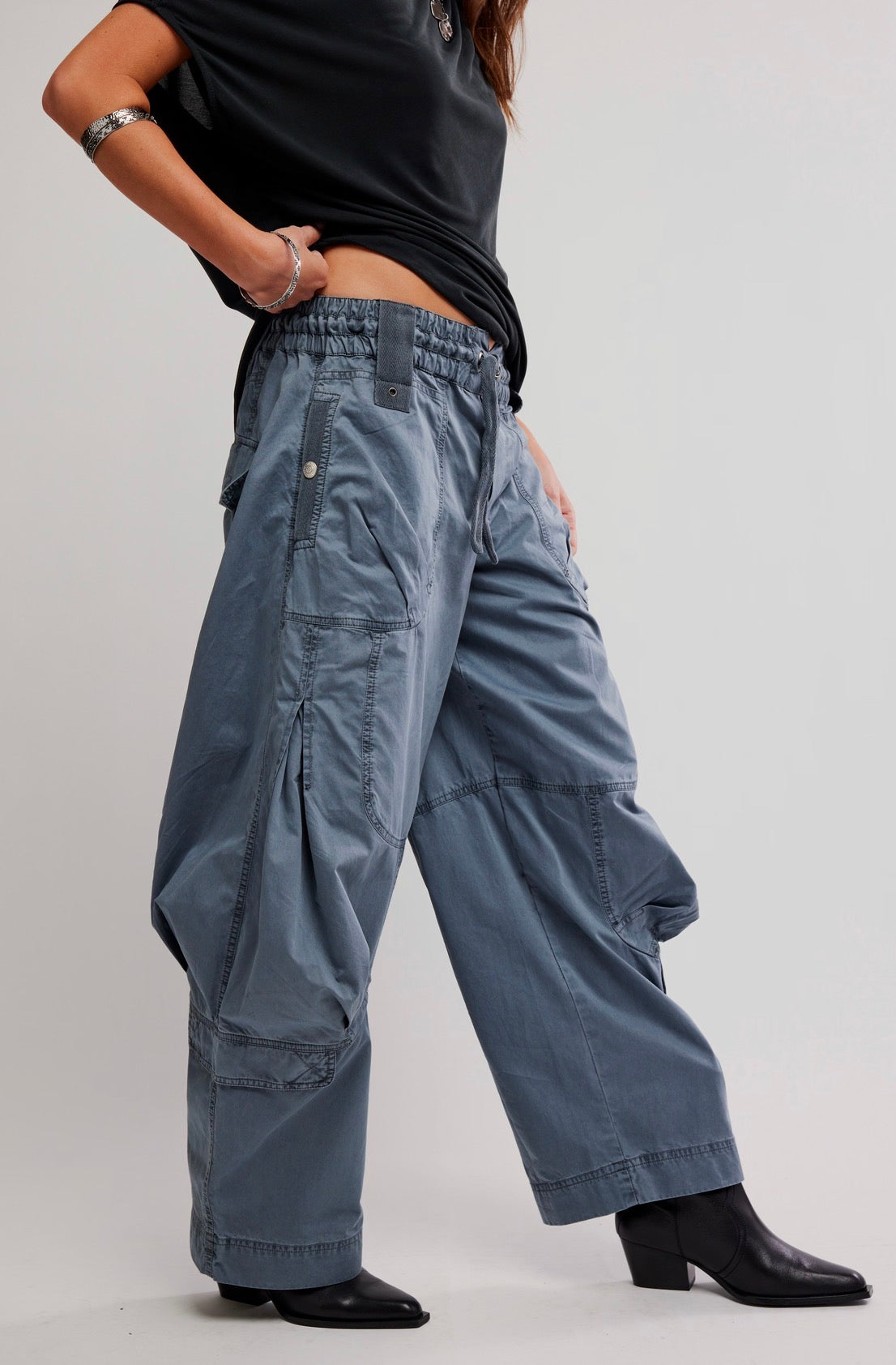 Onset Parachute Pant