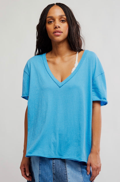 Nina Tee V
