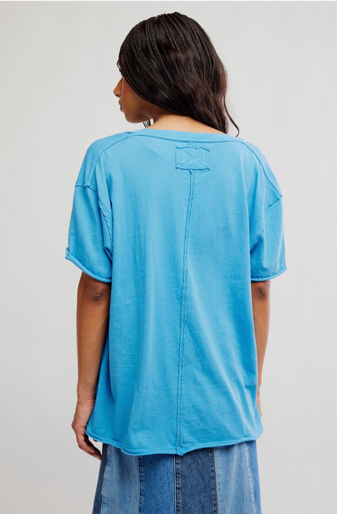 Nina Tee V