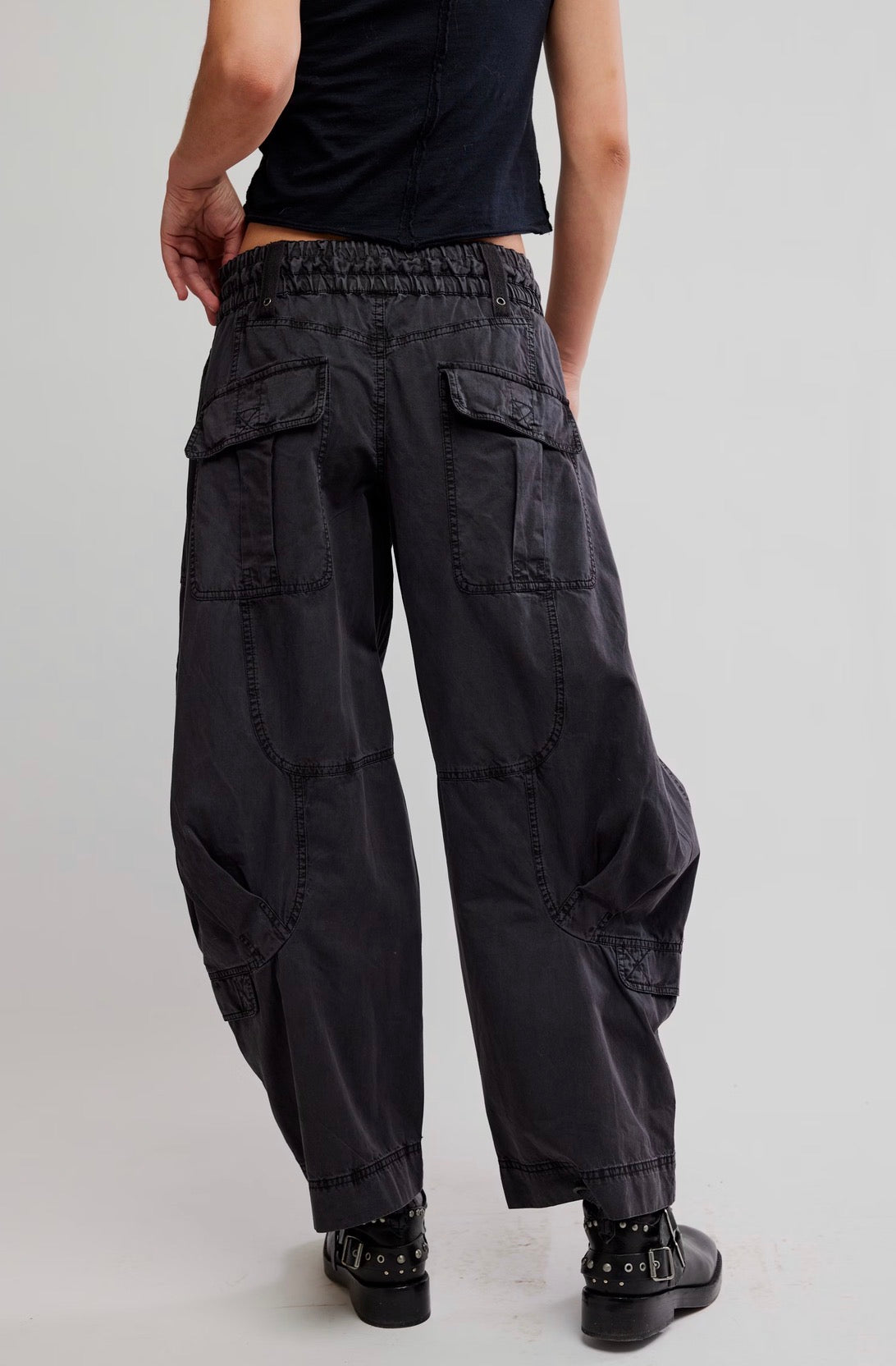Onset Parachute Pant