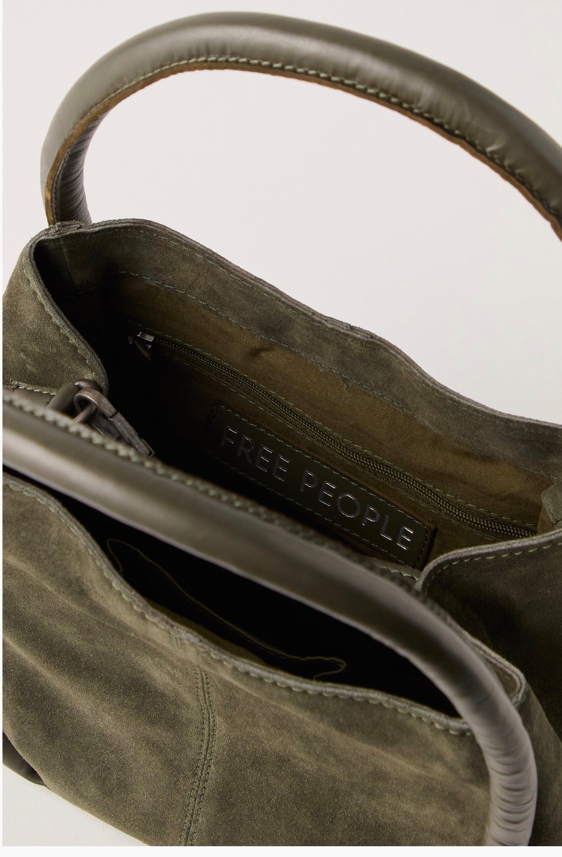Barlow Bucket Bag