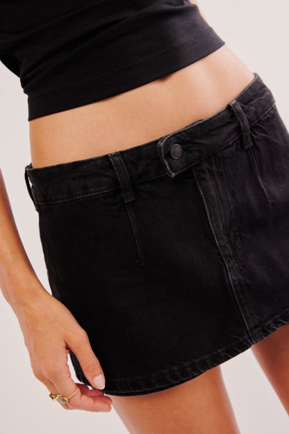 Galivanting Skort