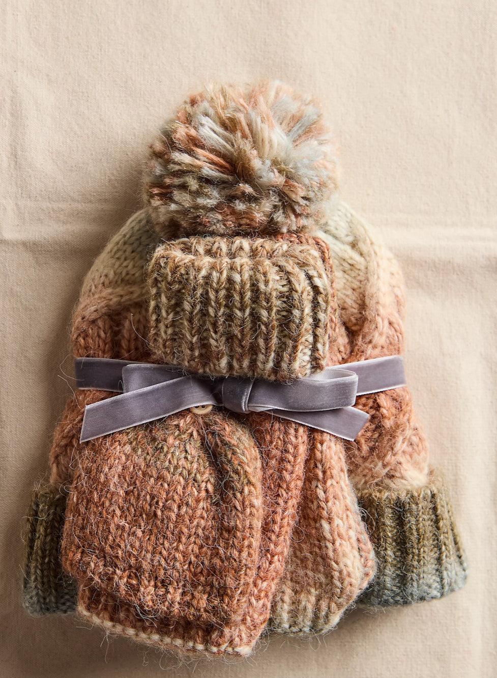 Rainbow Run Hat and Gloves Set