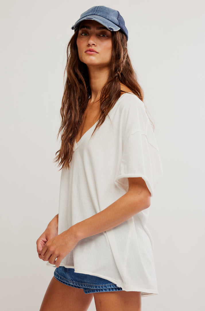 Nina Tee V