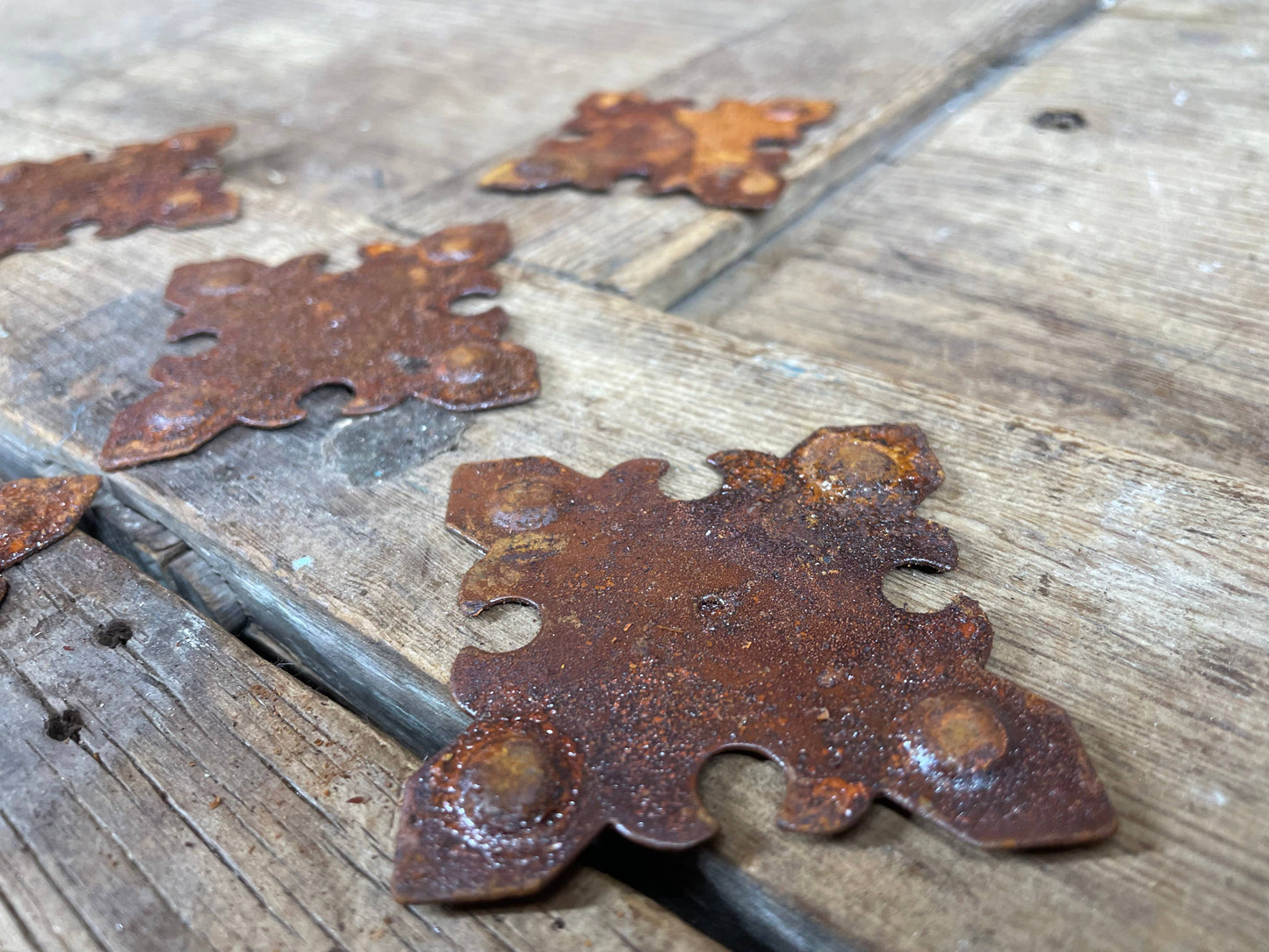Great Buy-ER-Rustic Iron Medallions- 3 inches-Iron Hardware