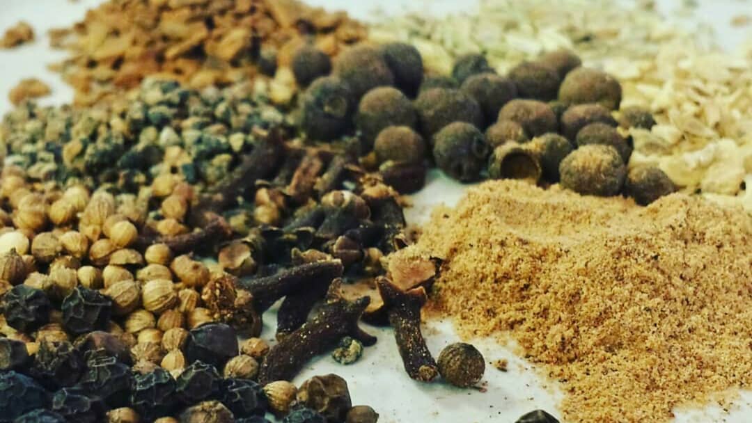 Chai Spice Infused Raw Honey Unique Blend 9 Organic Spices: 9oz