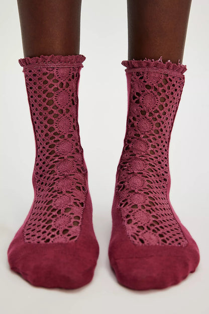 Rubies Crochet Socks