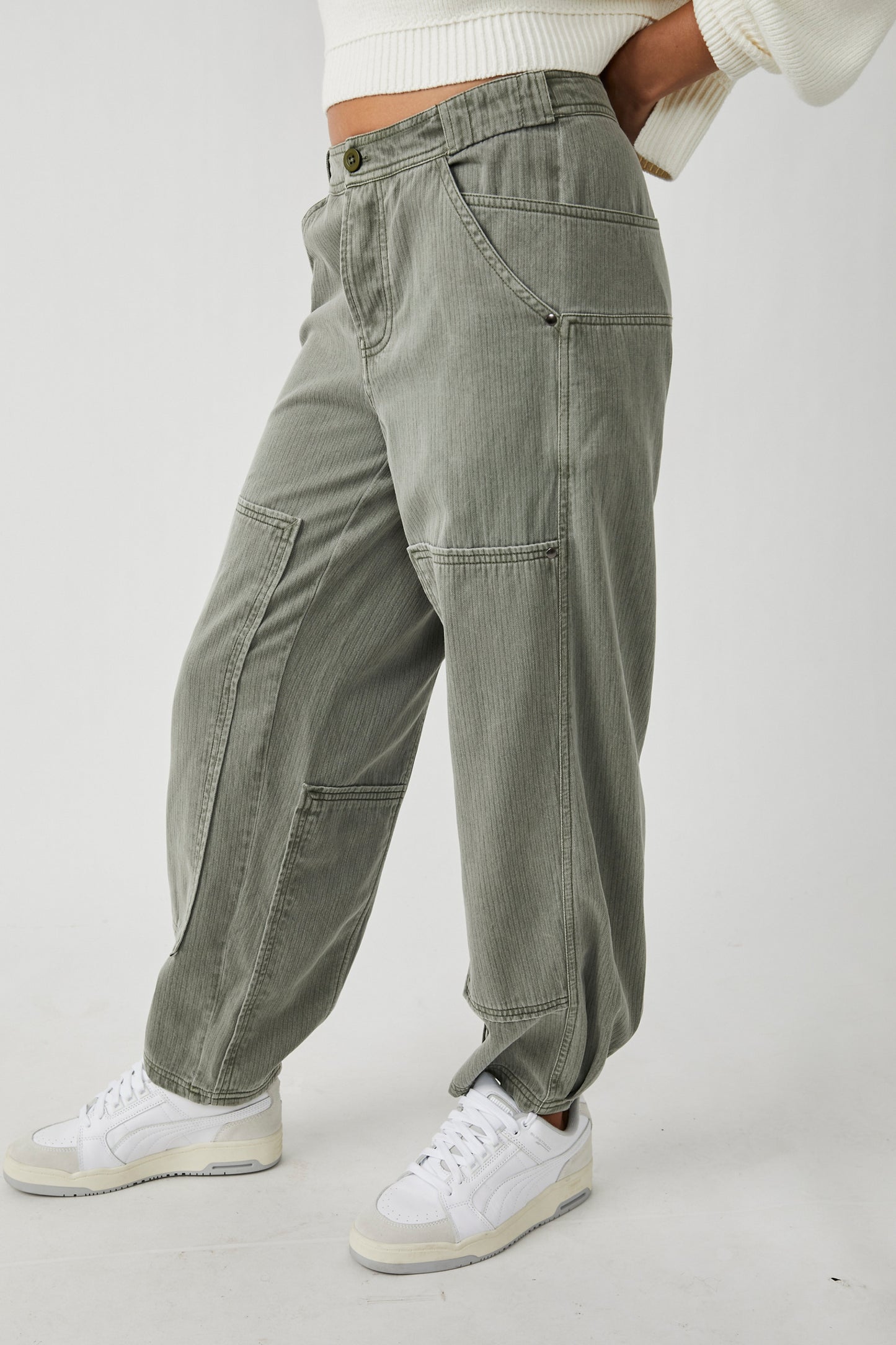 Turn Away Tapered Carpenter Pant